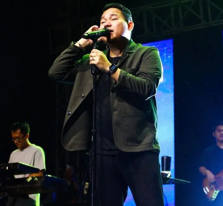 Faisal Bagus Ibrahim - Vokalis GuyonWaton